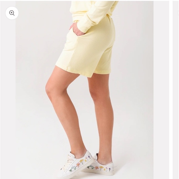 Sundry Women's Canary Yellow Boyfriend Shorts Size 0 NWT Anthropologie - Picture 3 of 4